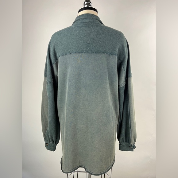 💚 2888. Terry Button Front Shacket - Picture 2 of 7